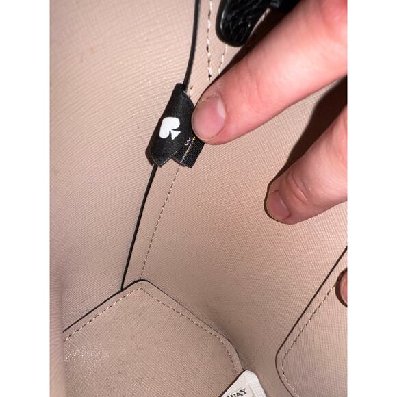 Shoulder Bag / Bucket Bag / Kate Spade / Marti Small bucket Bag / Black Leather - Picture 10 of 11